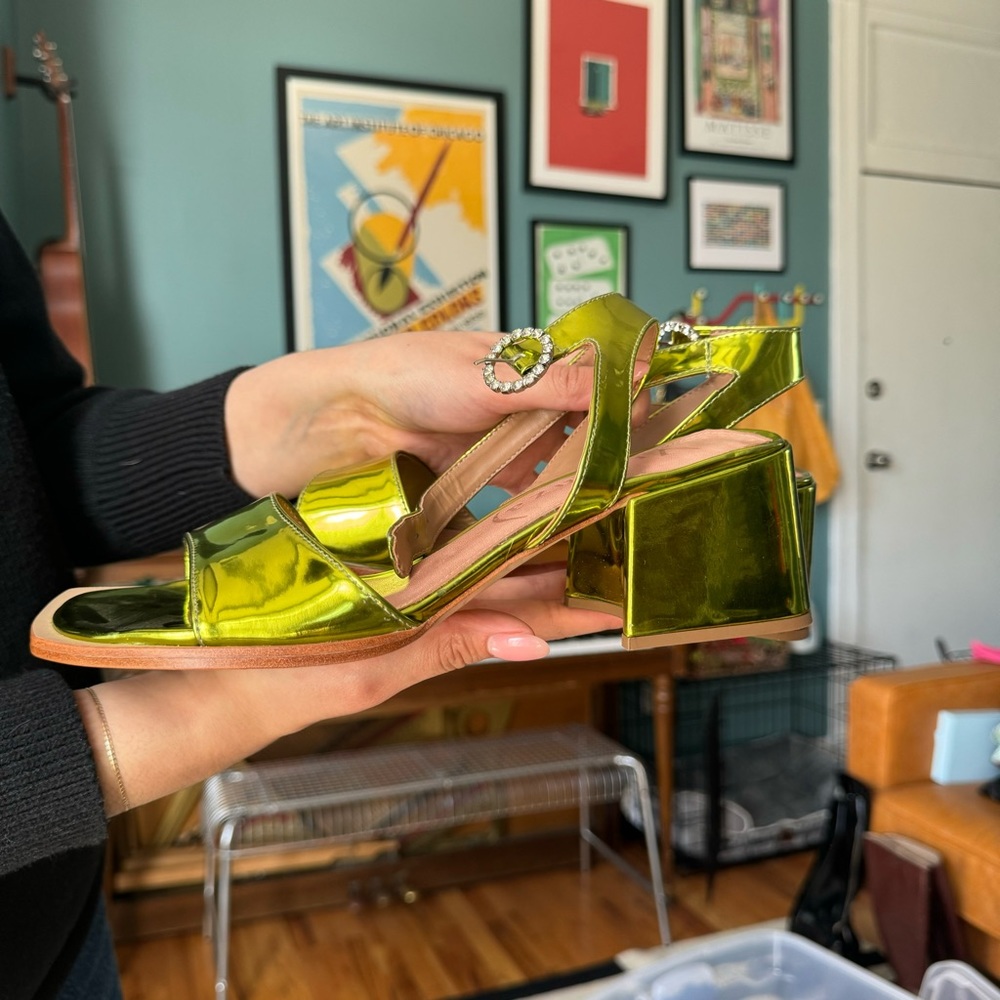 Vincenza metallic green block heels